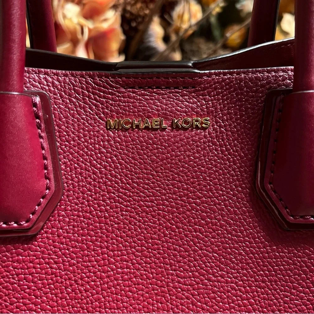 SOLD Michael Kors Mercer Gallery Small Studio Satchel - Picture 6 of 12